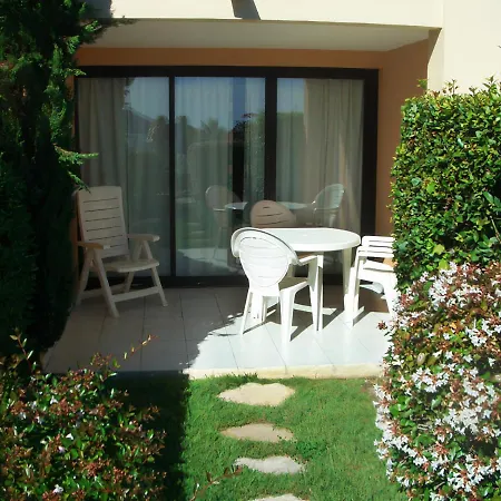 Holiday home Chagall 330 *